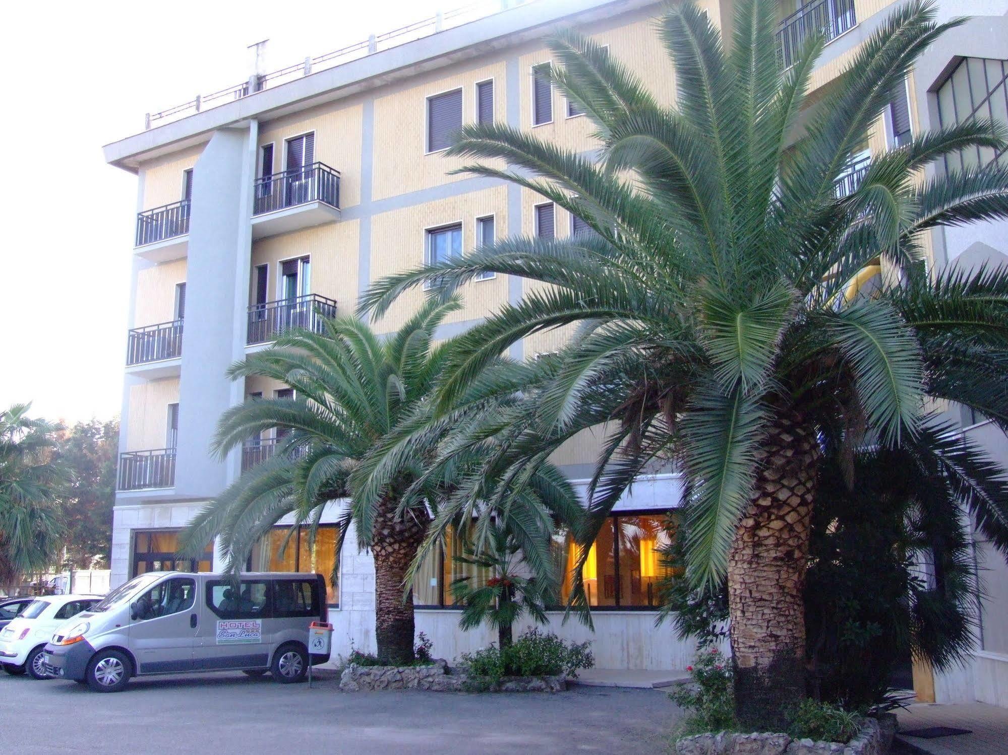 Hotel San Luca Rossano Dış mekan fotoğraf